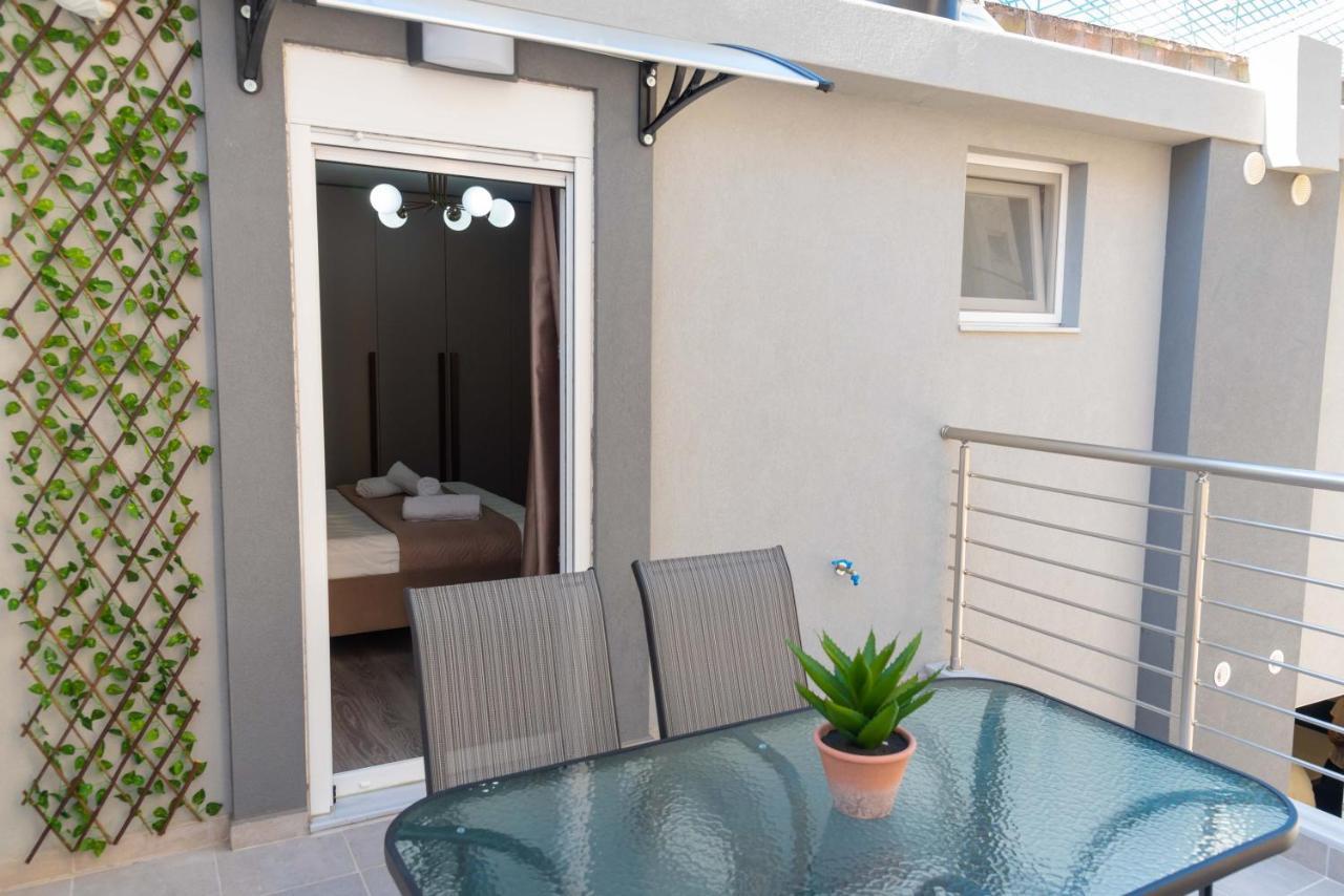 Stylishly Decorated House - Free Private Parking! Apartment Heraklion  Ngoại thất bức ảnh